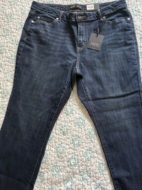 Simply Vera Wang Straight Jean 14PS Petite Dark Wash NWT Mid Rise Power Stretch